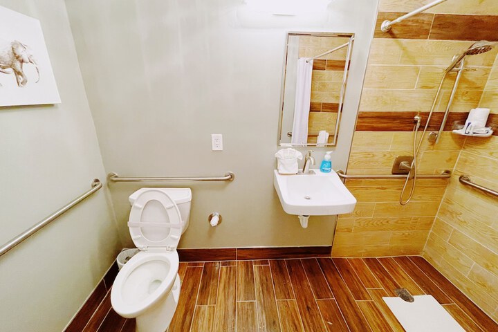 Room 15 of 47