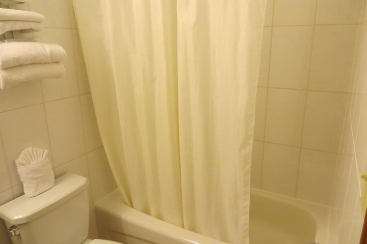Room 19 of 29