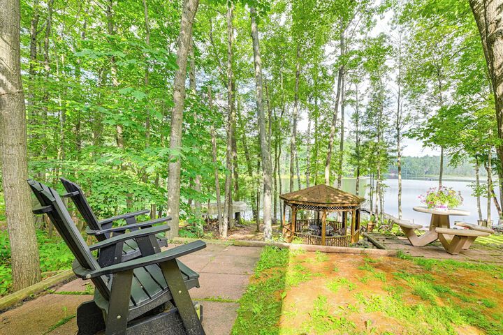 Lakefront Home w / Private Beach in Rhinelander!