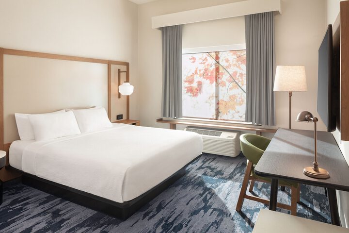 Fairfield Inn & Suites by Marriott Fresno North / Shaw Avenue