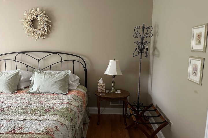 Room 28 of 44