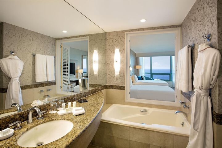 Signia by Hilton Diplomat Beach Resort