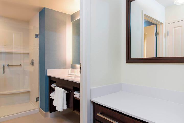 Room 30 of 39