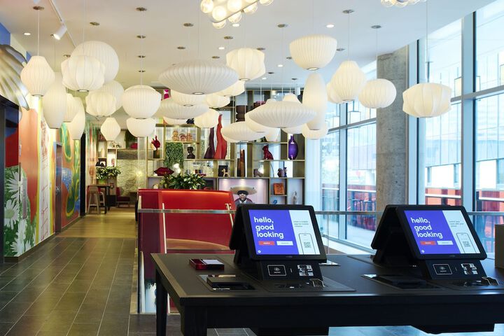 citizenM Austin Downtown