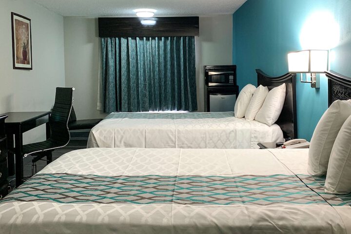 Room 22 of 35