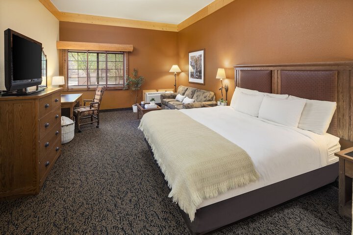 bantr Grand Hotel Wausau - Rothschild