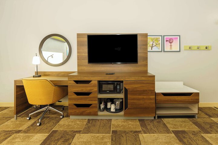 Room 7 of 26