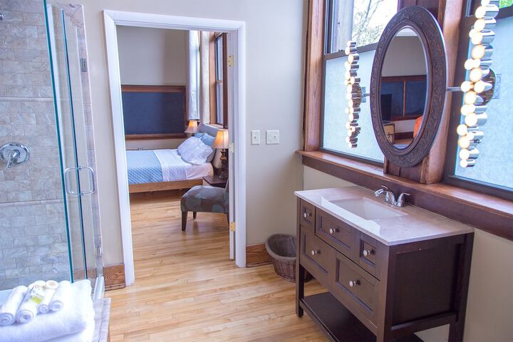 Room 78 of 185