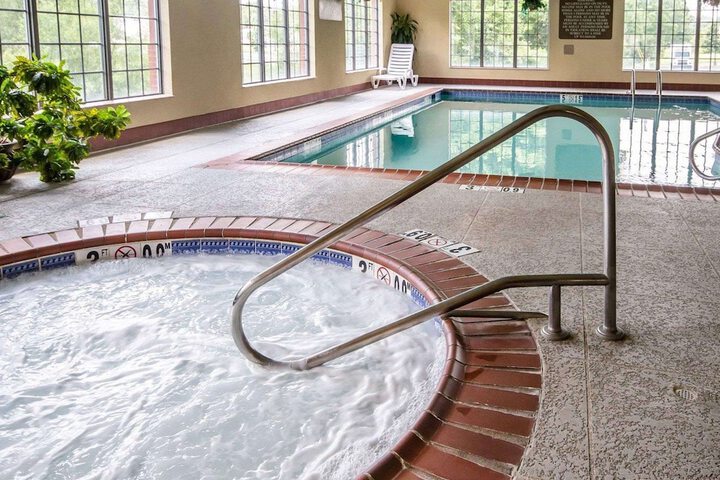 Pool 6 of 83