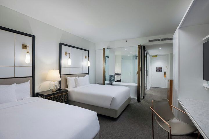 The Laura Hotel Houston Downtown, Autograph Collection