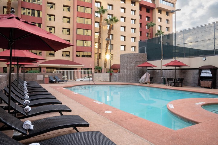 Pool 22 of 130