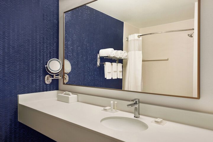 Fairfield Inn and Suites by Marriott Wheeling St. Clairsville