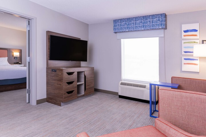 Room 18 of 73