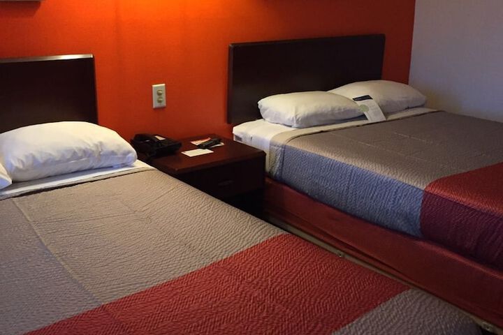 Room 37 of 51