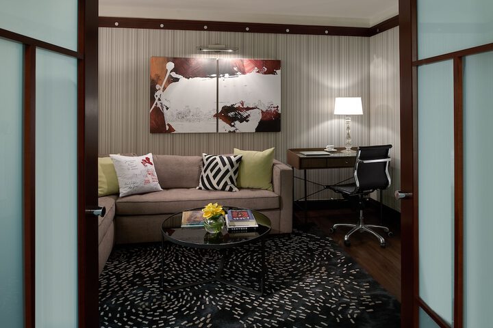 Room 41 of 107