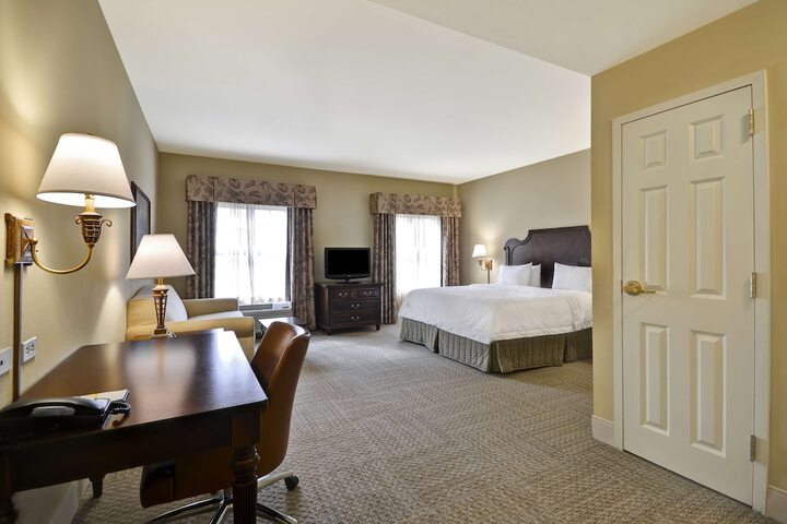 Room 35 of 72