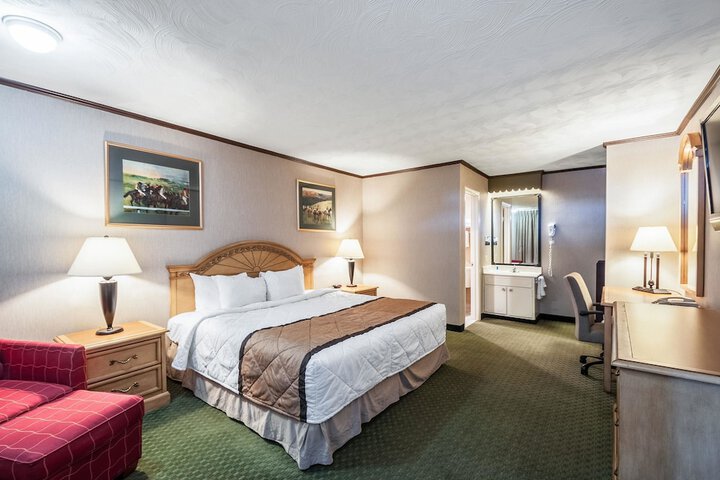 Room 28 of 44
