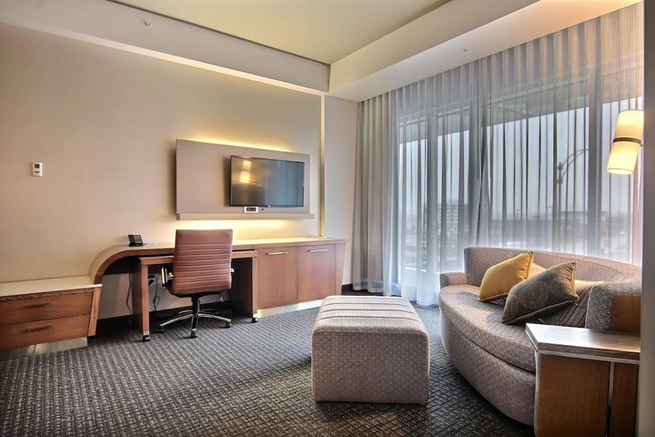 Room 48 of 70