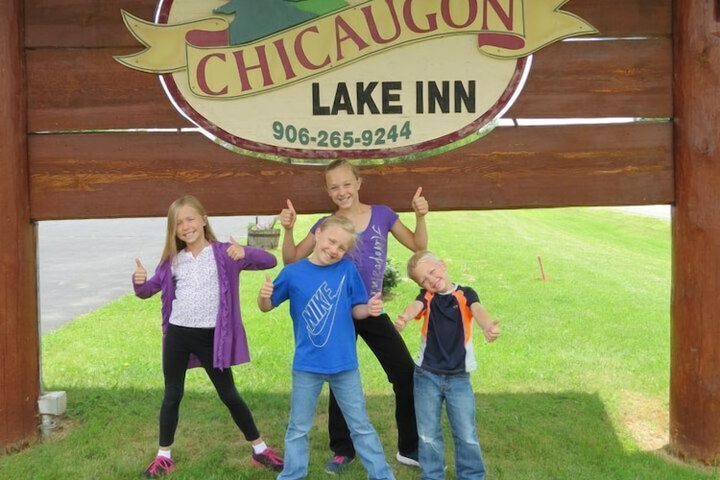 Chicaugon Lake Inn