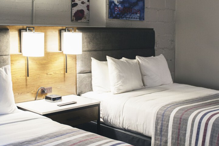 Room 61 of 89