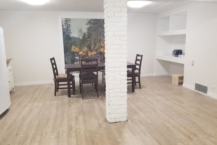 Room 4 of 14