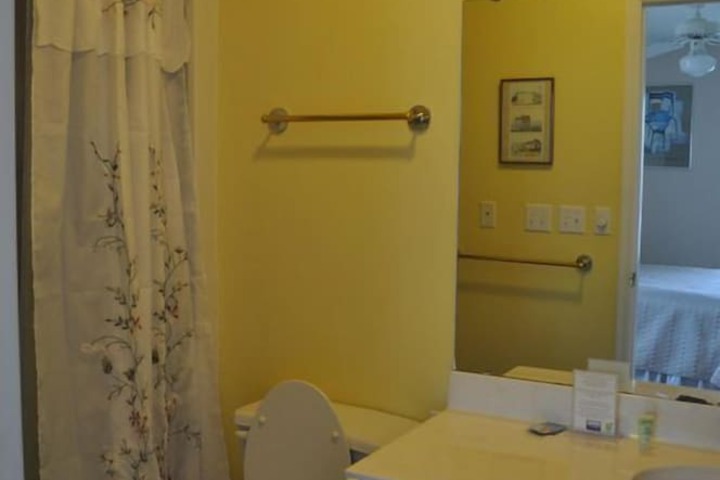 Room 19 of 37