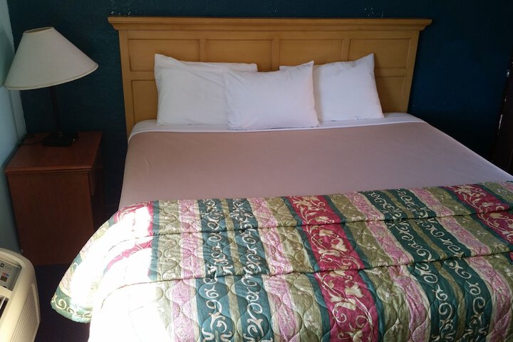 El Rancho Motel