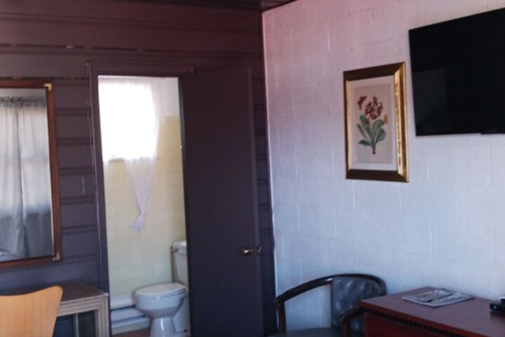 Room 7 of 20