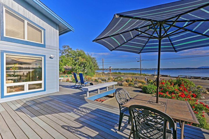 Birch Bay Waterfront Home - Steps to Beach!