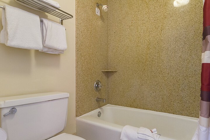 Room 17 of 21
