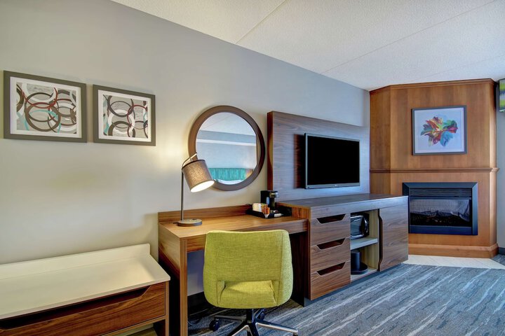 Room 28 of 59
