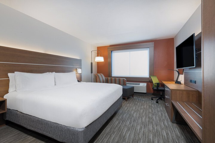Room 14 of 43