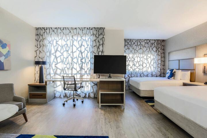 Room 17 of 35