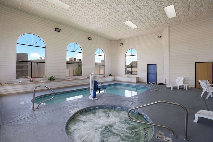 Pool 4 of 46