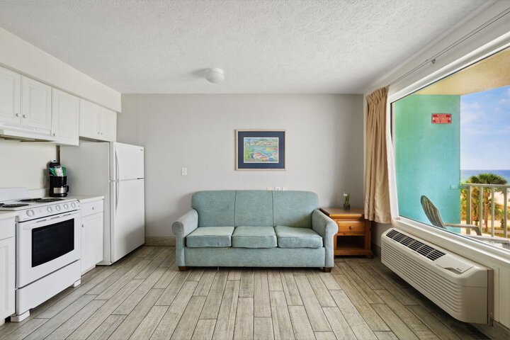 Room 22 of 32