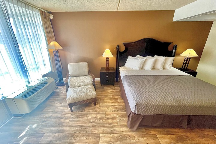Room 15 of 17