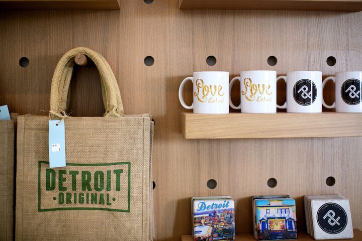 Gift Shop 102 of 112