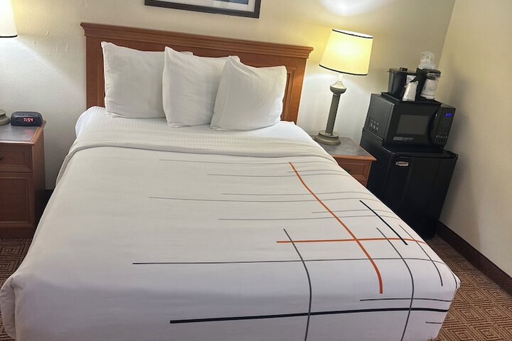 La Quinta Inn & Suites by Wyndham Sawgrass