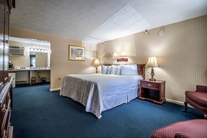 Room 53 of 167