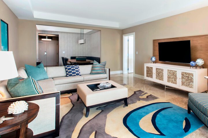 Playa Largo Resort & Spa Autograph Collection