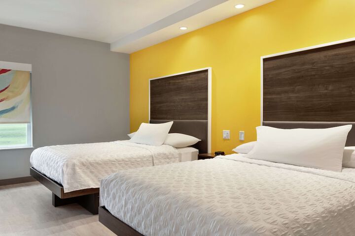 Room 12 of 34
