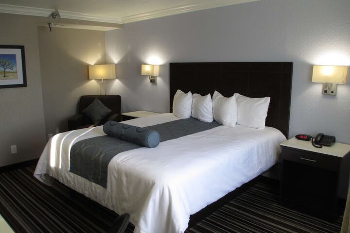 Room 15 of 21