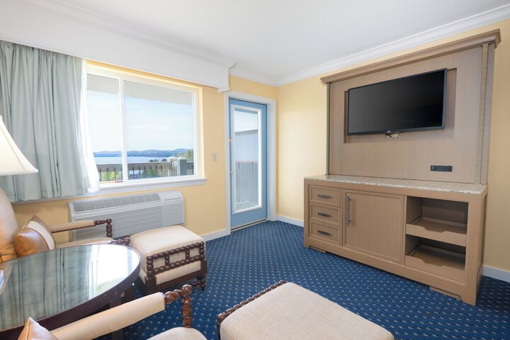 Fireside Inn & Suites - Belfast