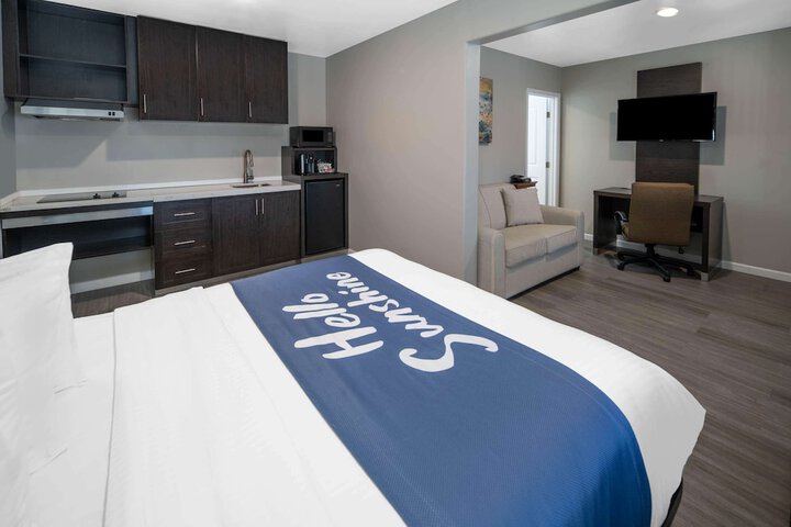 Room 15 of 26