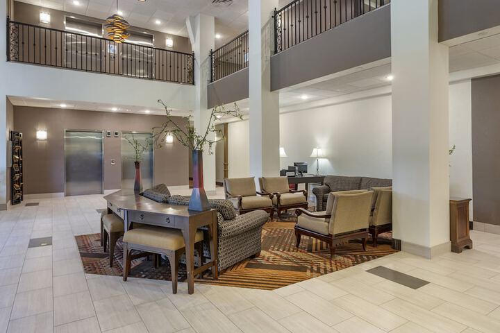 Hotel 3 of 48