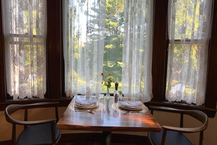 Dining 39 of 79