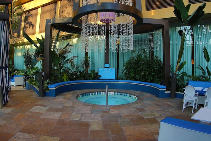Pool 15 of 121