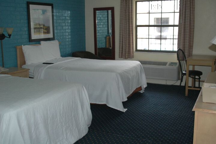 Room 29 of 40
