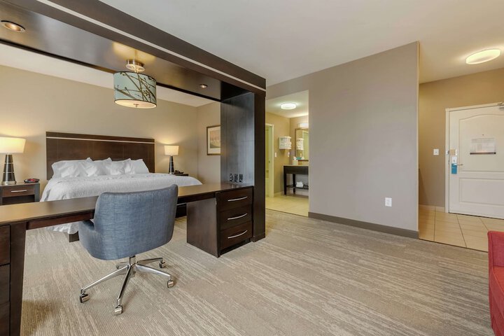 Room 32 of 55
