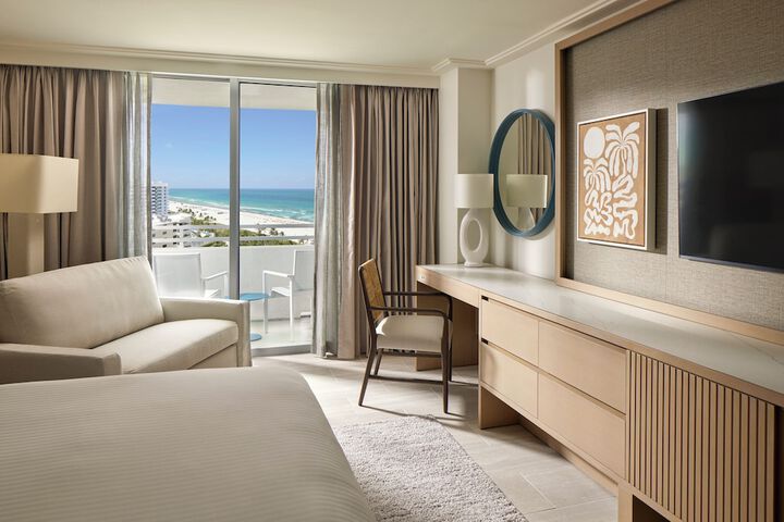 Loews Miami Beach Hotel – South Beach